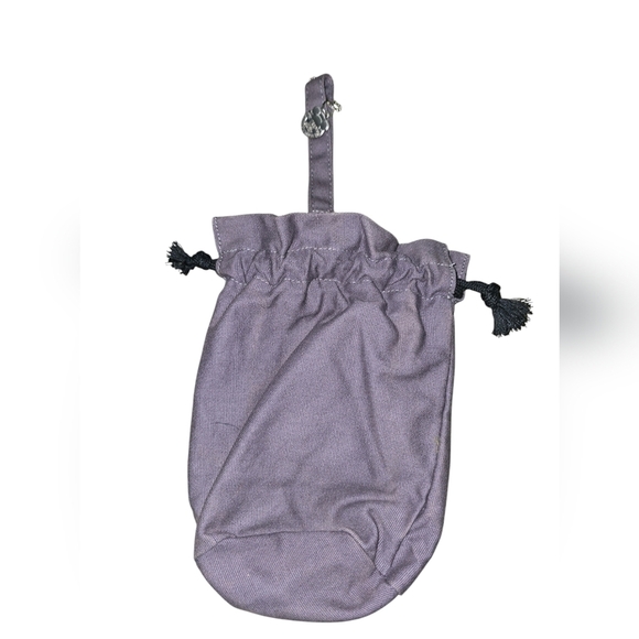 Disney pin trading bag, in great condition!!! - Picture 2 of 2